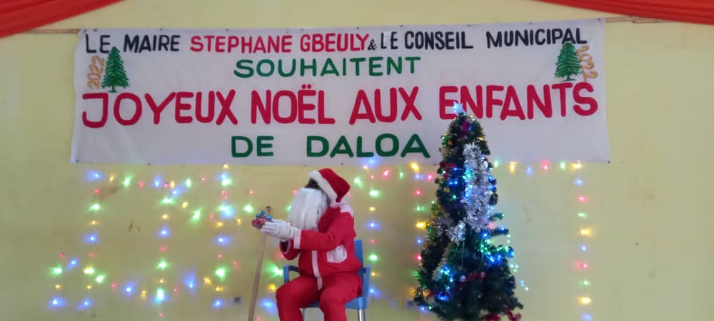 Galerie  » l’Arbre de Noel  » à Daloa du 21-12- 2022 (EDV)