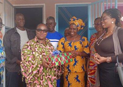 Photo-Remise des clefs des toilettes de la maternelle de Kennedy 2 DALOA( 25 Aout 2025)