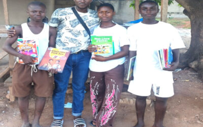 Daloa: L’Association Espérance de Vie offre 150 kits scolaires pour bâtir l’égalité des chances, grâce à son partenariat strategique la PETROCI